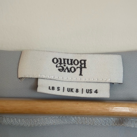 Love, Bonito Sallie Button Down Blouse in Willow grey - Size 4 US - Picture 3 of 3